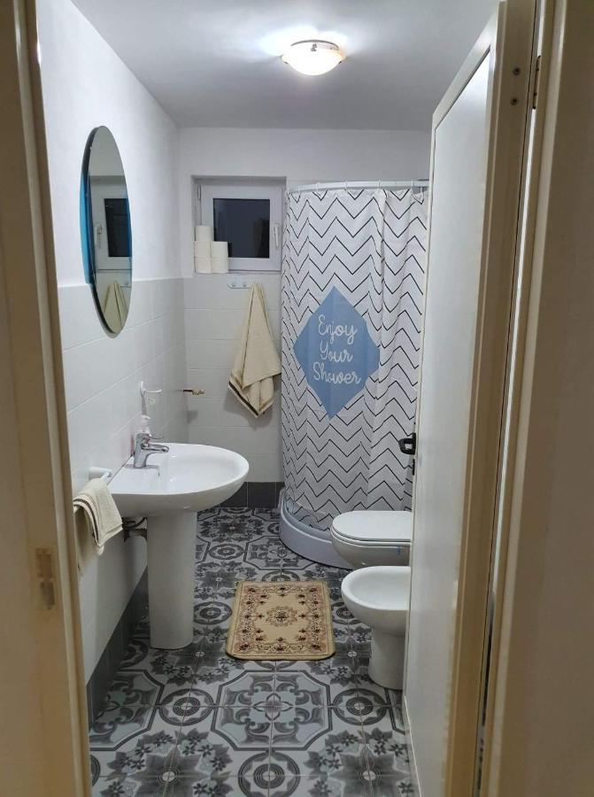 מלון גורה הומורולווי Vila Aslam מראה חיצוני תמונה