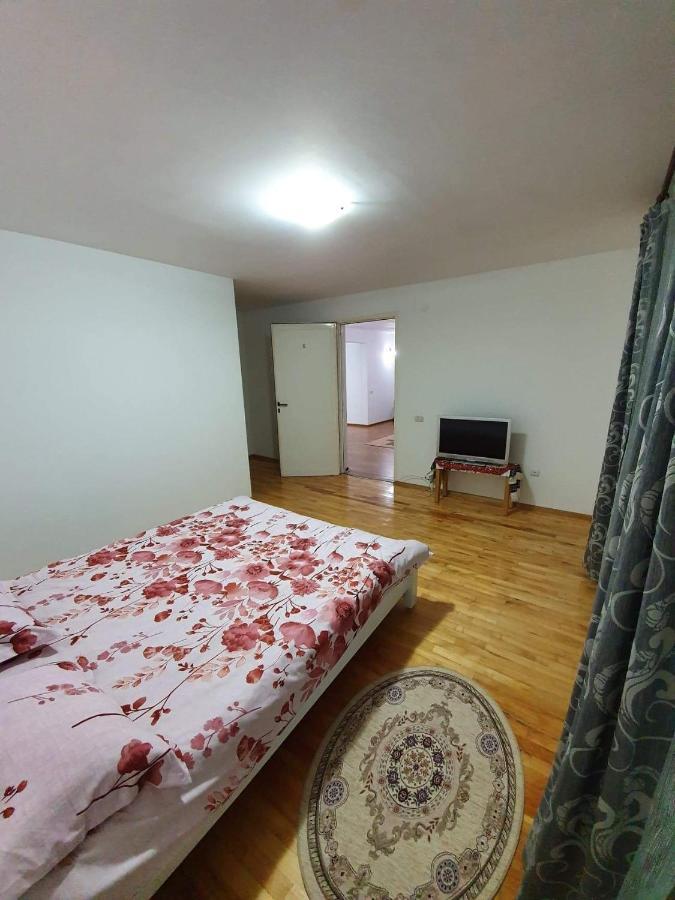 מלון גורה הומורולווי Vila Aslam מראה חיצוני תמונה